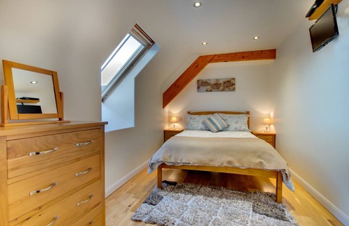 Cwrt Cottage | Capel Maethlon