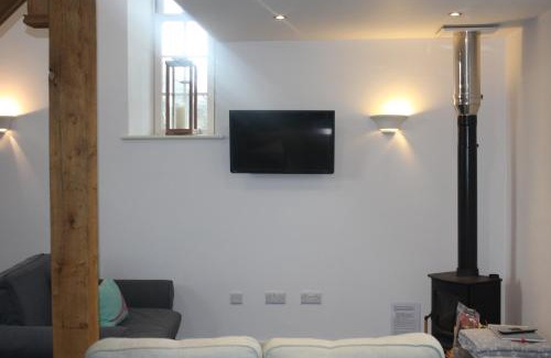 Cwrt House | Capel- Y-Bryniau