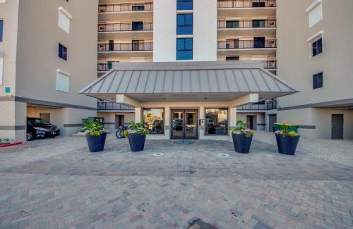 Fort Myers Beach Apartment | Caper Beach 302