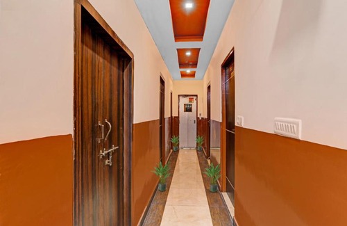 Kanpur Hotel | Capital O 88844 Hotel Bridge View