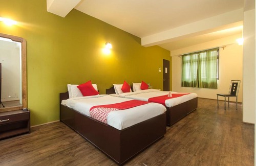 Sungava Hotel | Capital O Dilchen Residency