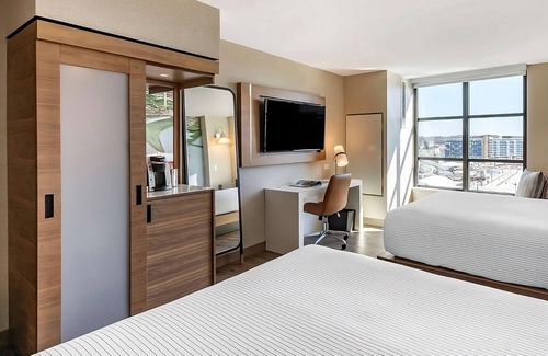 Buzzard Point Hotel | Capitol Riverfront District! 2 Comfortable Units, On-Site Bar, Rooftop Lounge