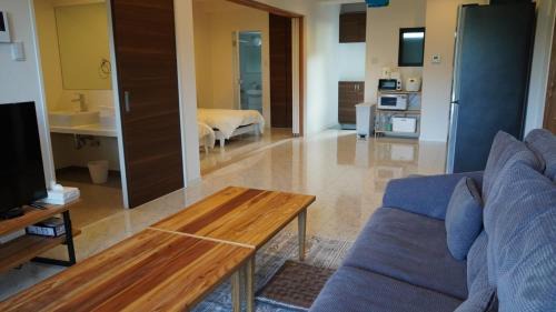 Sakimotobu Apartment | Captain Kangaroo Condo - Vacation STAY 88619v