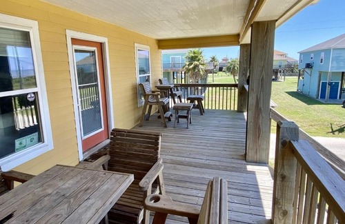 Crystal Beach House | Captain Morgan Ii Home