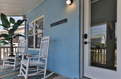 Boardwalk House | Captain's Quarters Pool & Beach Home