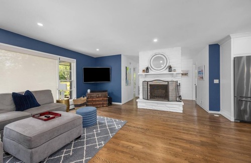 Douglas Villa | Captains Cove - Three Bedroom Villa, Sleeps 8