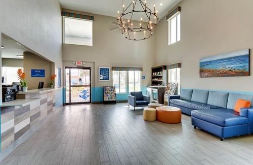 Old Town Hotel | Captains Quarters Inn