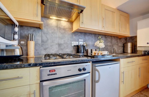 Hele Apartment | Captains View - One Bedroom Apartment, Sleeps 2