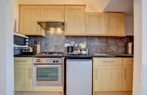 Hele Apartment | Captains View - One Bedroom Apartment, Sleeps 2
