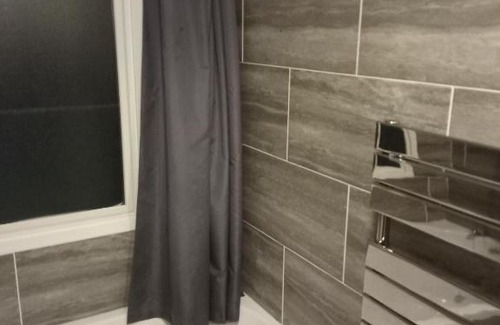 Newquay Ski Chalet | Captivating 1-Bed Chalet in Newquay