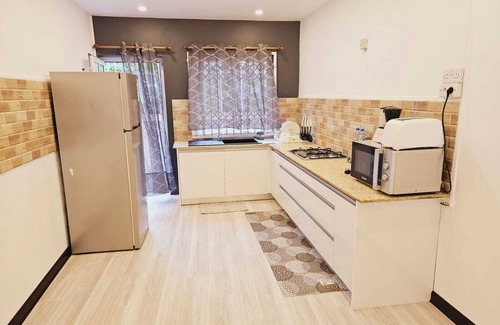 Flic-en-Flac Apartment | Captivating 3-bed Apartment in Flic en Flac