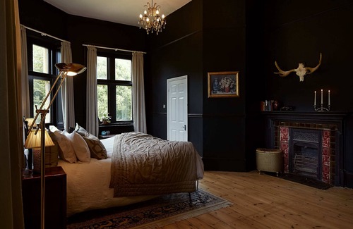 Totland Bay House | Captivating 6-Bed Manor House in Totland Bay