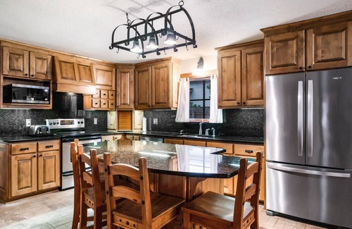 Dune Allen Beach House | Capturin' Moments 30A - 3 King, 2 Queen, 1 Full, 3 Twin, 2 sleeper sofas