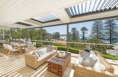 Palm Beach House | Carabella, Palm Beach. Beach views & short walk to the beach. 6 night min stay