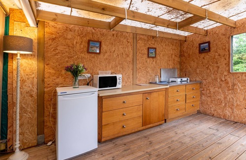 Saint-Gildas-de-Rhuys RV Rental | Caravan 'Bungalow Toile 4 Places' with Private Terrace and Private Garden