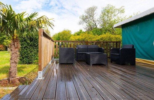 Saint-Gildas-de-Rhuys RV Rental | Caravan 'Bungalow Toile 4 Places' with Private Terrace and Private Garden