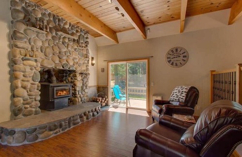North Upper Truckee House | Caravansary