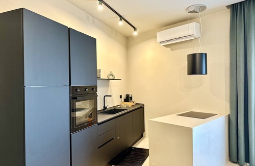 Borgo-Sanzio Apartment | CARBON XXI - Apartment with Terrace and 2 Bathrooms