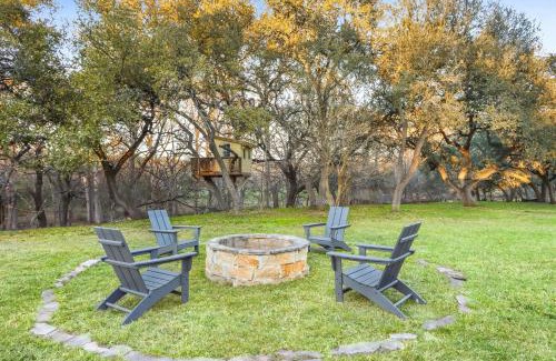 Wimberley House | Cardinal Oaks on the Creek