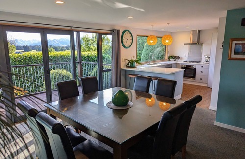 Hanmer Springs House | CARINYA AT THE SPRINGS 3PM WEEKEND CHECK OUTS (conditions apply) *