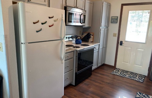Alexandria House | Carlos Get Away Lic2032