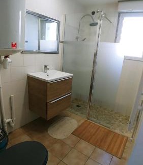 Oyonnax Apartment | Caroline