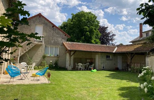 Samoussy House | Carré Vintage - maison avec jardin proche Laon