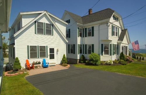 York Beach House | Carriage House at One Long Beach