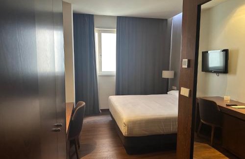 Ourense Hotel | Carris Cardenal Quevedo