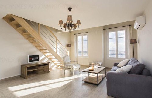 Cannes Old Town Apartment | Carrousel 5