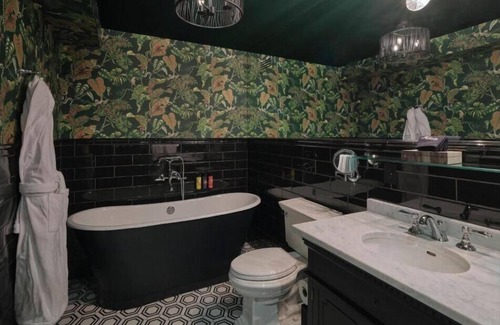 Carversville Hotel | Carversville Inn