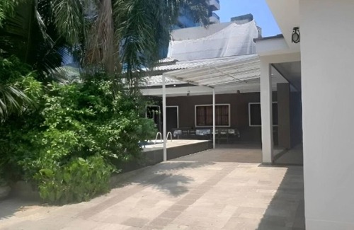 Canto do Forte House | Casa Térrea c/Piscina, 3 Suítes, Acomoda 15 Pessoas e Eventos, P. Grande/forte