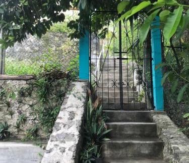 Xul-Ha House | Casa Abeii. Lugar mágico frente a la laguna