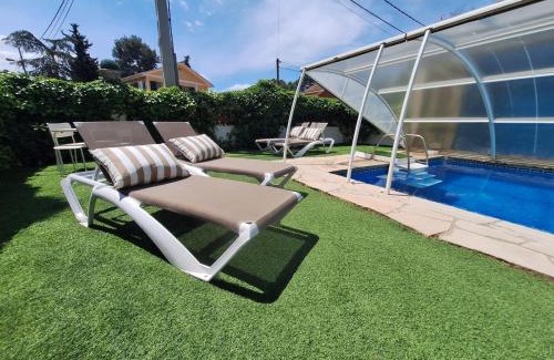 Palleja House | Casa acogedora familiar con piscina