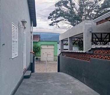 Joanopolis House | Casa aconchegante no Centro em preparo.
