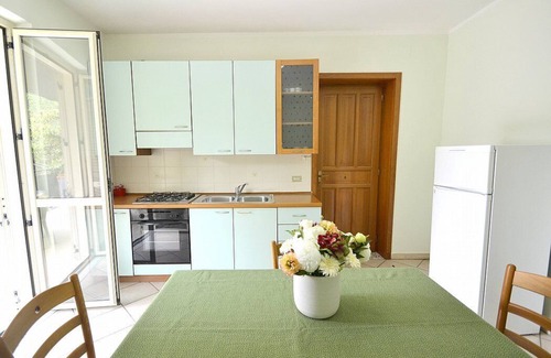 Marina di Ascea House | Casa Acquolina B: A welcoming apartment situated at a short distance from the beach.