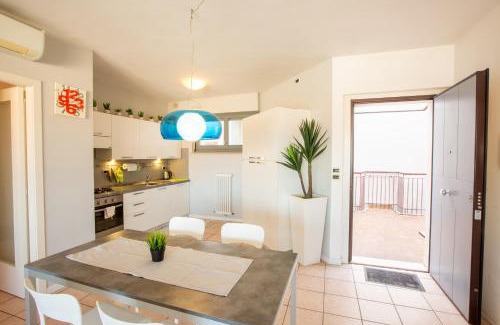Senigallia Apartment | Casa Adelaide - Vicino al mare, al centro, terrazza con vista