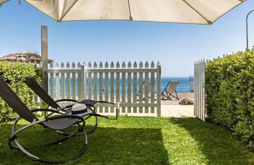 New Golden Mile House | Casa adosada en primera línea de playa, Estepona
