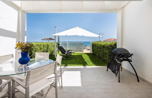 New Golden Mile House | Casa adosada en primera línea de playa, Estepona