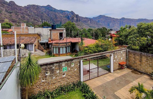 Tepoztlan House | Casa Agapando | Amazing views + great location