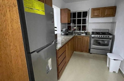 Santo Domingo Este Condo | CASA AGOGEDORA !A 5 MIN. DEL AEROPUERTO