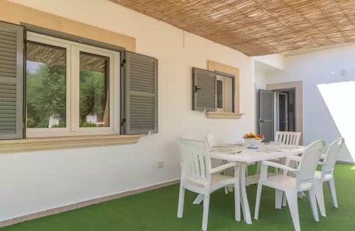 Sa Rapita Ski Chalet | Casa Aina - House In Sa Ràpita. Free Wifi