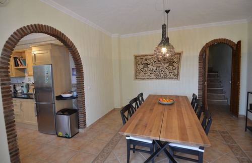 Alcaucin Villa | Casa Alegria, villa with mountain views, quiet location in Alcaucin