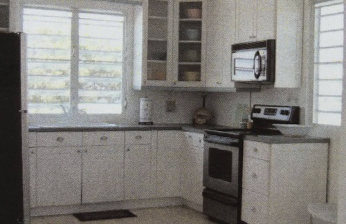 Esperanza Apartment | Casa Almendro Caribbean Views, Walk to Esperanza, Vieques Restaurants & Beaches!