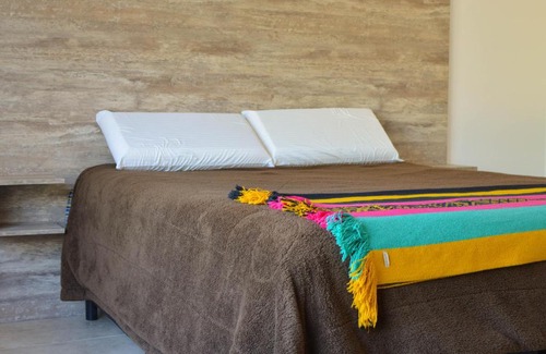 San Rafael House | Casa Alto Las Paredes