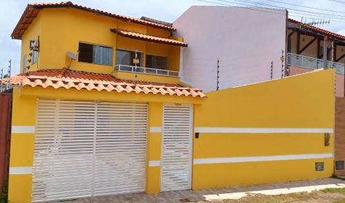 Guaibim House | Casa Amarela na Praia de Guaibim-Taquari