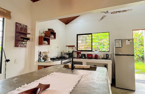 Puerto Jimenez House | Casa Amor:A Beautiful Accommodation Near the Ocean
