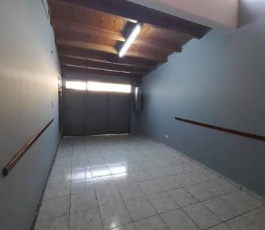 General Alvear House | Casa amplia y cómoda