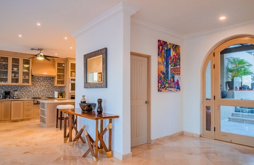 Pedregal Villa | Casa Angel: Ocean view, steps from Pedregal Beach. Promotions available.