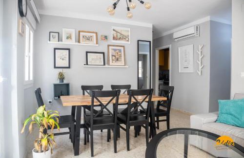 Old Town Apartment | Casa Arcoiris by Cadiz Time